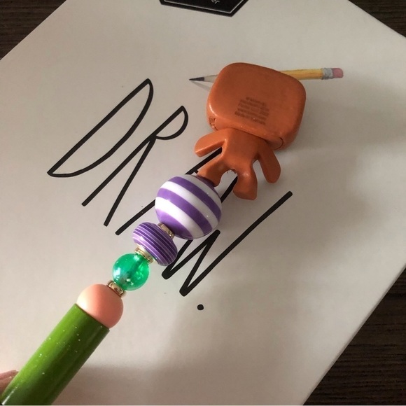 Marvel Gingerbread man handmade beaded pen: Hulk - Picture 3 of 3